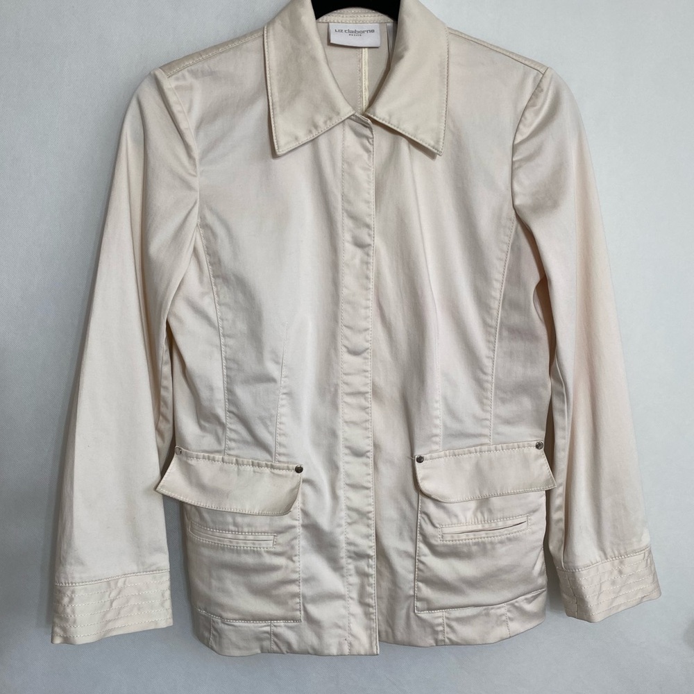 Ivory Women's Jacket by Anne Klein size closure snaps measurement in the photos